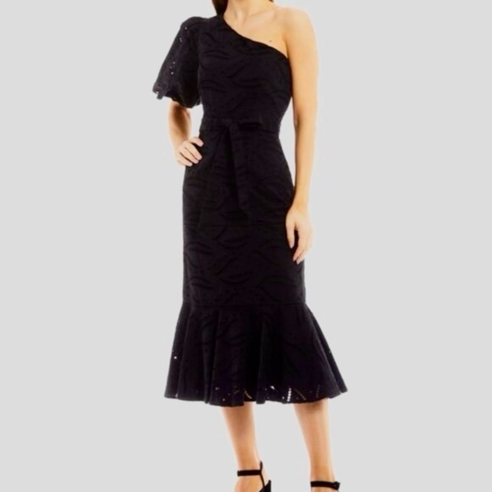 Gibson Latimer Black One-Shoulder Dress